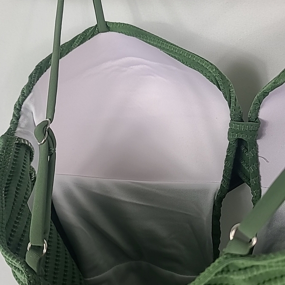 NWT Shein Women's One Piece Swimsuit Size Large Green Ribbed Twist Front - Picture 7 of 8